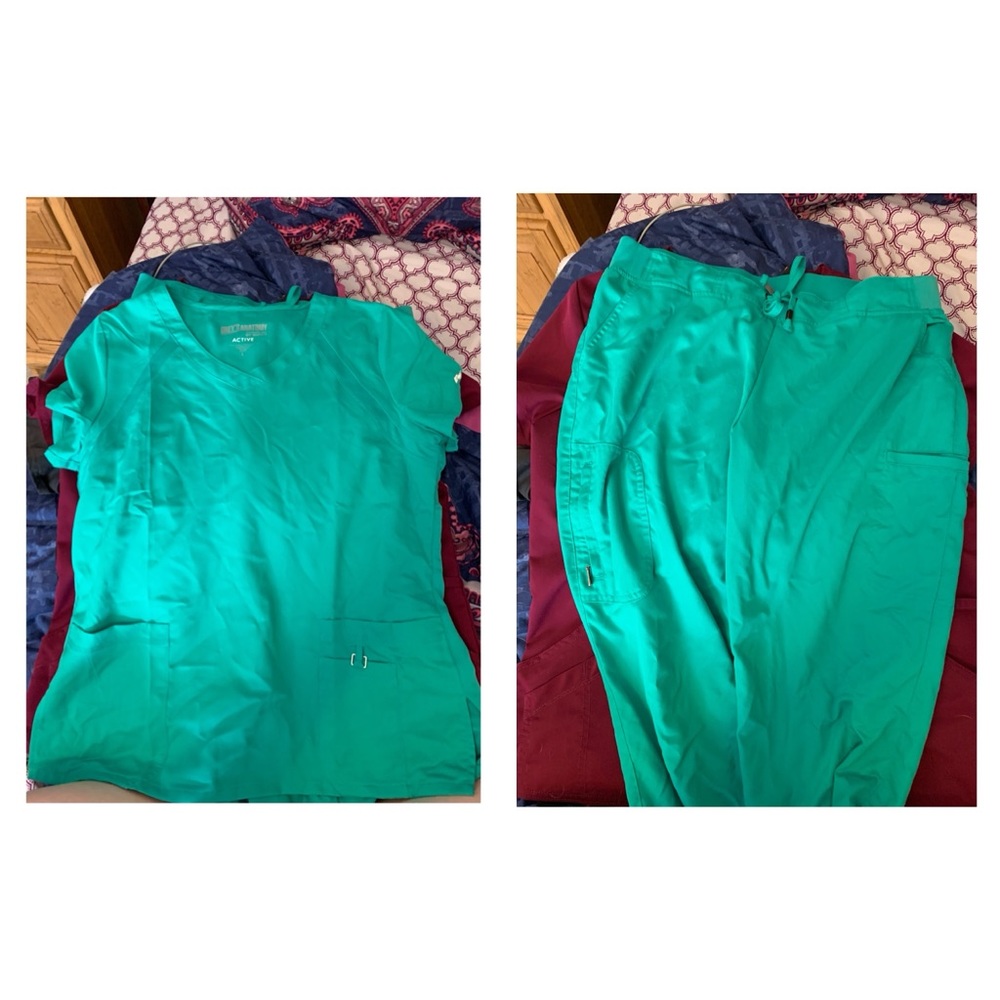 Greys Anatomy Active Scrub Set (top and bottom)